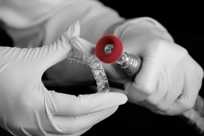 How Invisalign Improves Oral Health Beyond Just Straightening Teeth